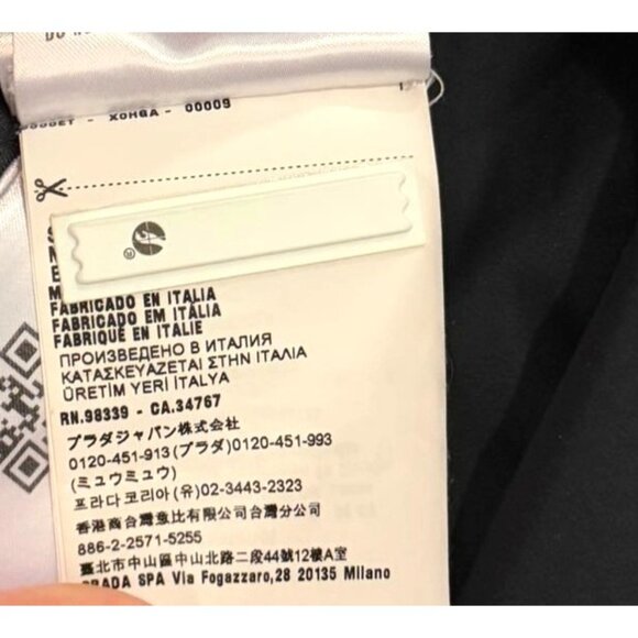 Miu Miu Black Nylon Short-Sleeve Jacket With Gold Zipper Details & Adjustable Wa - Picture 9 of 12